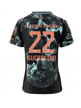 Billige Bayern Munich Raphael Guerreiro #22 Bortedrakt Dame 2024-25 Kortermet